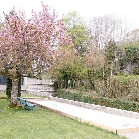Le Moulin Hotes B&B